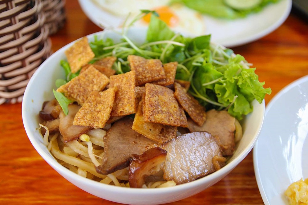 Cao Lau, Hoi An's signature noodle dish